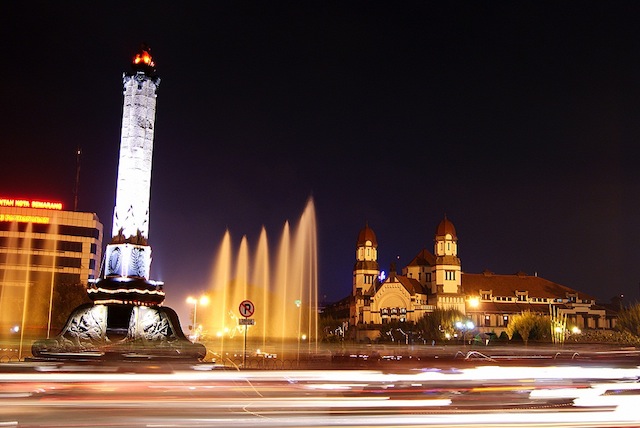 Tugu muda di Semarang